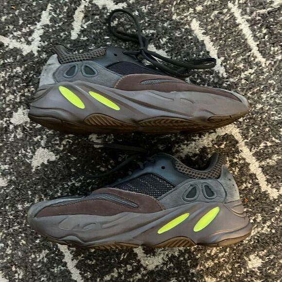 Yeezy Other - Adidas Yeezy 700 V1 “Mauve”, Men’s size 7